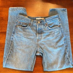 New Without Tags Levi’s Wedgie Straight Jeans